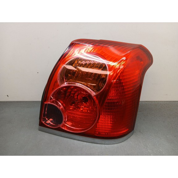 Recambio de piloto trasero derecho para toyota avensis (_t25_) 1.8 (zzt251_) referencia OEM IAM   