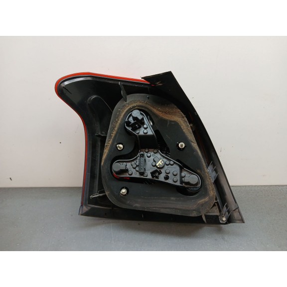 Recambio de piloto trasero derecho para toyota avensis (_t25_) 1.8 (zzt251_) referencia OEM IAM   