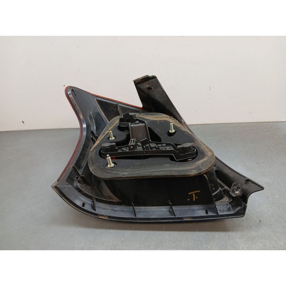 Recambio de piloto trasero derecho para toyota avensis (_t25_) 1.8 (zzt251_) referencia OEM IAM   