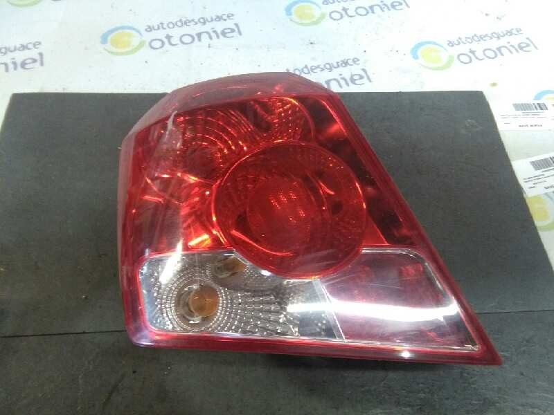 Recambio de piloto trasero izquierdo para chevrolet kalos 1.4 sport referencia OEM IAM   