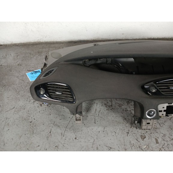 Recambio de salpicadero para renault scenic iii dynamique referencia OEM IAM 1012142001  