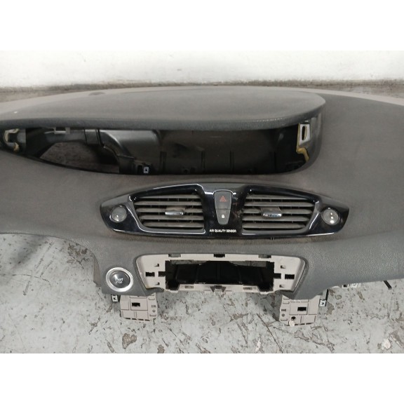 Recambio de salpicadero para renault scenic iii dynamique referencia OEM IAM 1012142001  