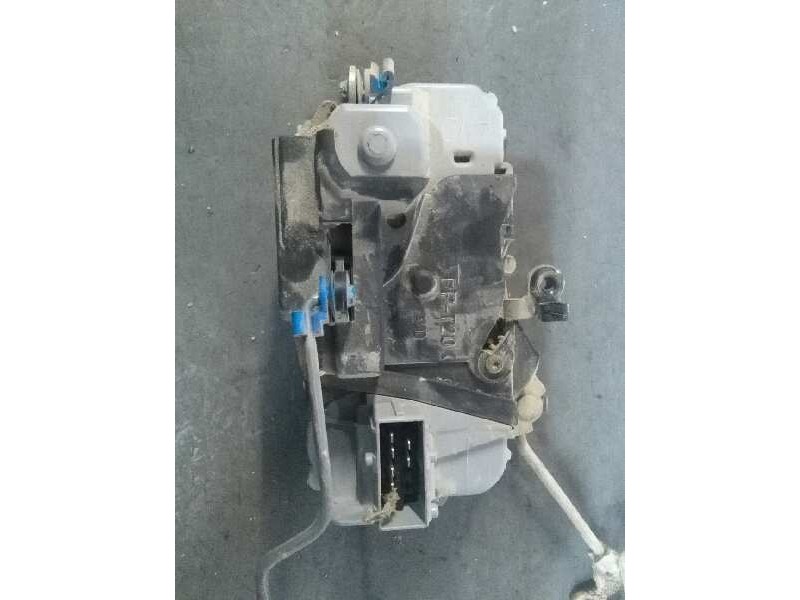 Recambio de cerradura puerta delantera derecha para citroën berlingo 1.9 d sx familiar referencia OEM IAM  6 PIN 