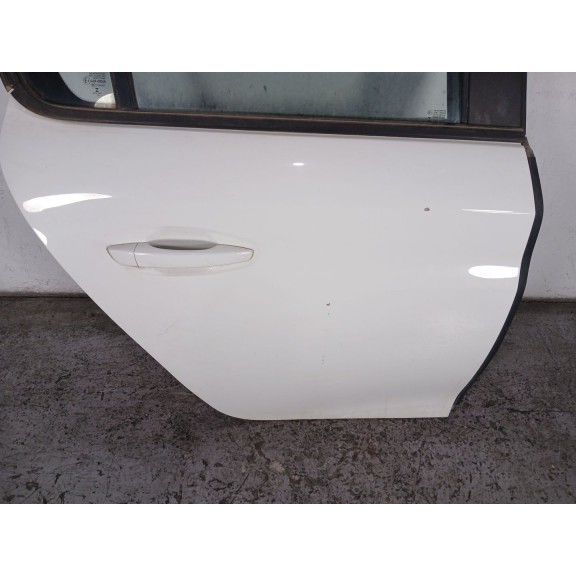 Recambio de puerta trasera derecha para peugeot 208 (p2) active referencia OEM IAM   