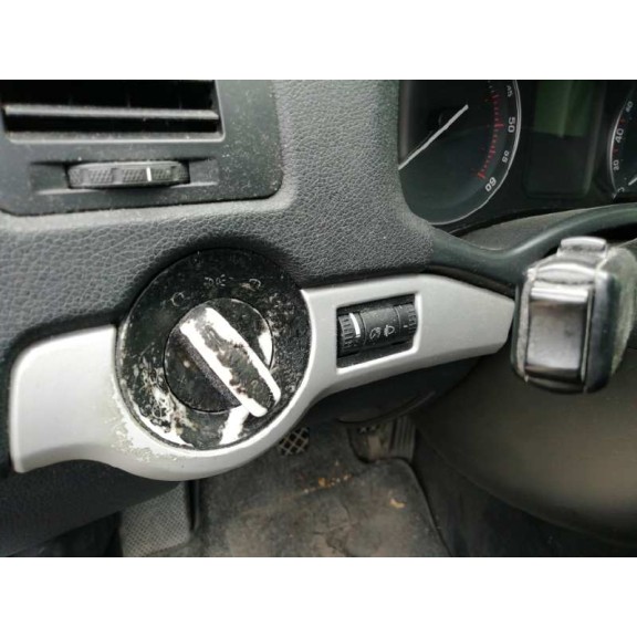 skoda octavia berlina (1z3) del año 2005