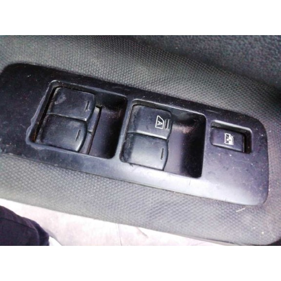 nissan qashqai (j10) del año 2011