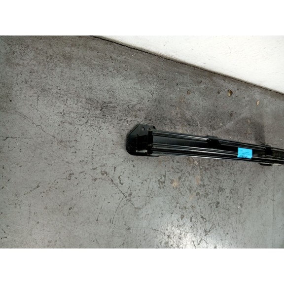 Recambio de refuerzo paragolpes trasero para renault megane e-tech suv ev40 referencia OEM IAM   