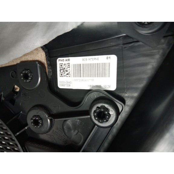 Recambio de guarnecido puerta trasera derecha para renault megane e-tech suv ev40 referencia OEM IAM   