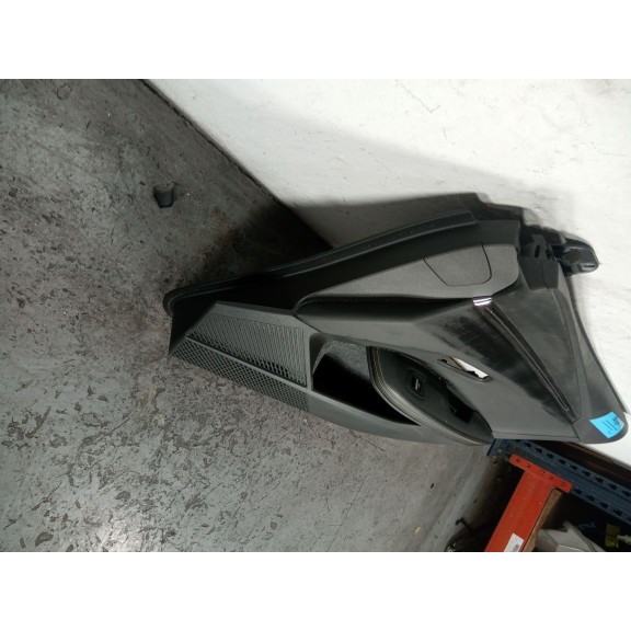 Recambio de guarnecido puerta delantera derecha para renault megane e-tech suv ev40 referencia OEM IAM   