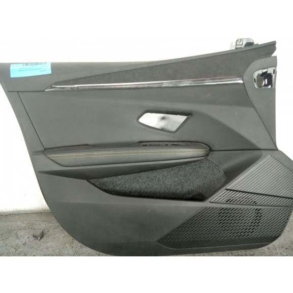 Recambio de guarnecido puerta delantera izquierda para renault megane e-tech suv ev40 referencia OEM IAM   