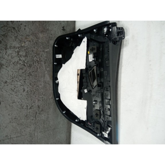 Recambio de guarnecido puerta delantera izquierda para renault megane e-tech suv ev40 referencia OEM IAM   