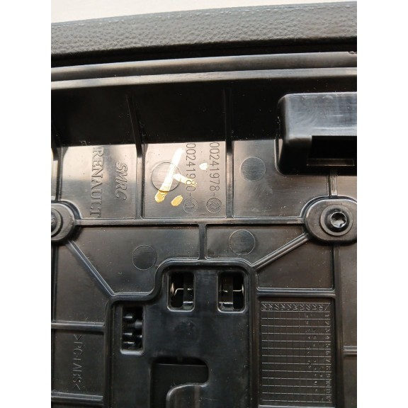 Recambio de guantera para renault megane e-tech suv ev40 referencia OEM IAM 685223395r 00241970 