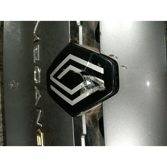 Recambio de porton trasero para renault megane e-tech suv ev40 referencia OEM IAM   