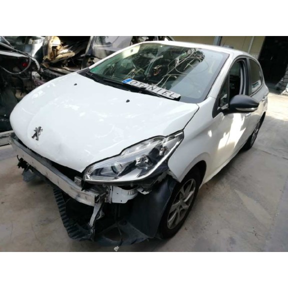 peugeot 208 del año 2015