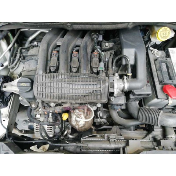 peugeot 208 del año 2015