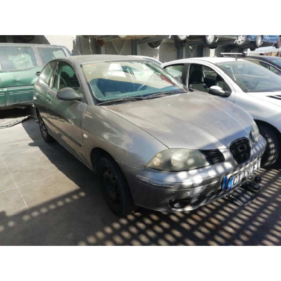 seat ibiza (6l1) del año 2002