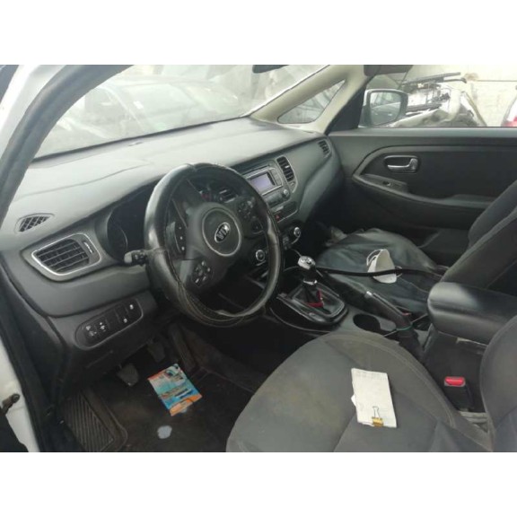 kia carens ( ) del año 2017