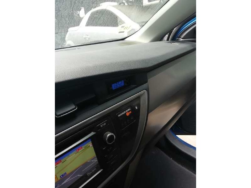 Recambio de display para toyota auris active referencia OEM IAM   