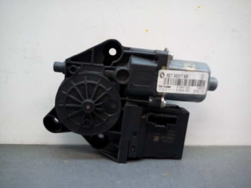Recambio de motor elevalunas trasero derecho para renault scenic iii grand dynamique referencia OEM IAM 827303178R 0130822516 6 