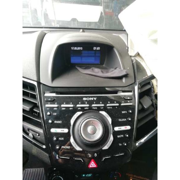 ford fiesta (ccn) del año 2013