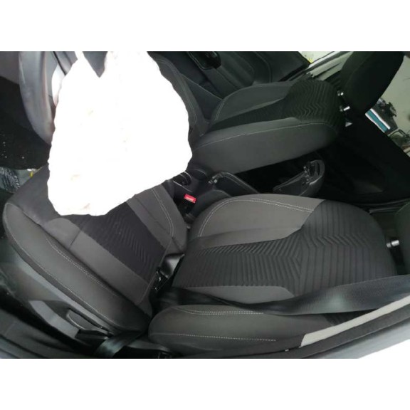 ford fiesta (ccn) del año 2013