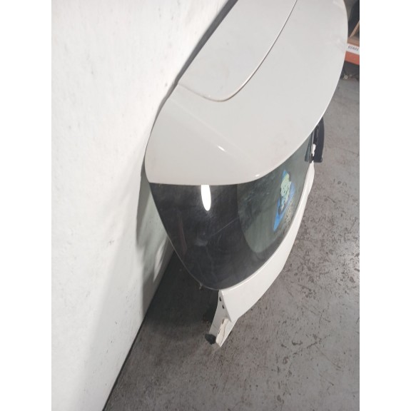 Recambio de porton trasero para kia carens ( ) 1.6 gdi cat referencia OEM IAM   