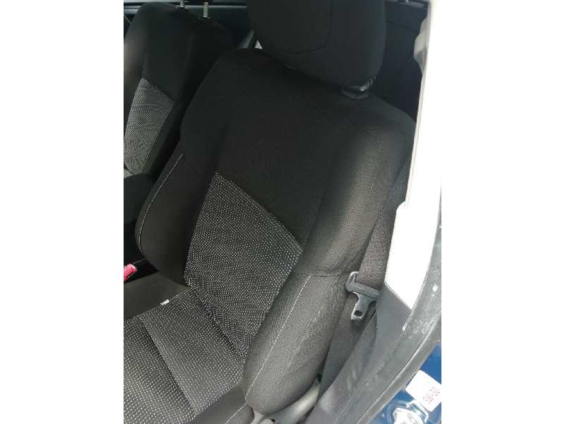 Recambio de asiento delantero izquierdo para toyota auris active referencia OEM IAM   