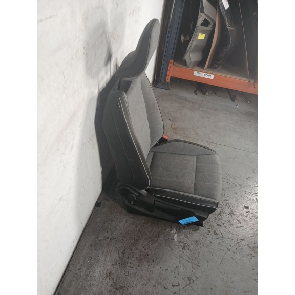 Recambio de asiento delantero derecho para renault megane e-tech suv ev40 referencia OEM IAM   