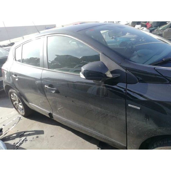 renault megane iii berlina 5 p del año 2015