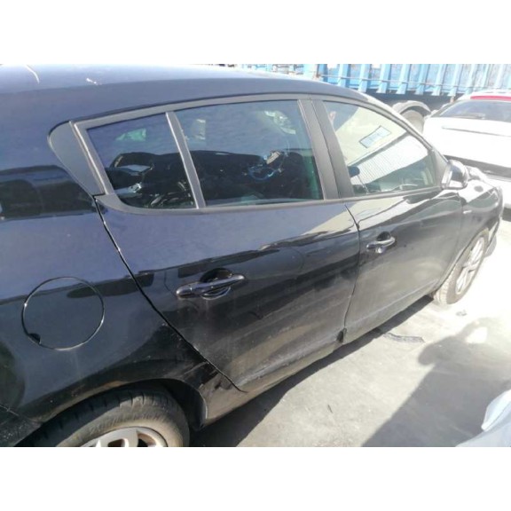 renault megane iii berlina 5 p del año 2015