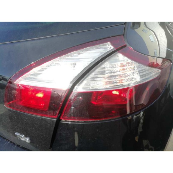 renault megane iii berlina 5 p del año 2015