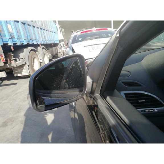 renault megane iii berlina 5 p del año 2015