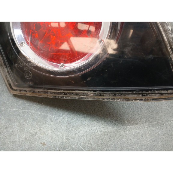 Recambio de piloto trasero izquierdo interior para mazda 3 (bk) 1.6 (bk14) referencia OEM IAM 082161305l  