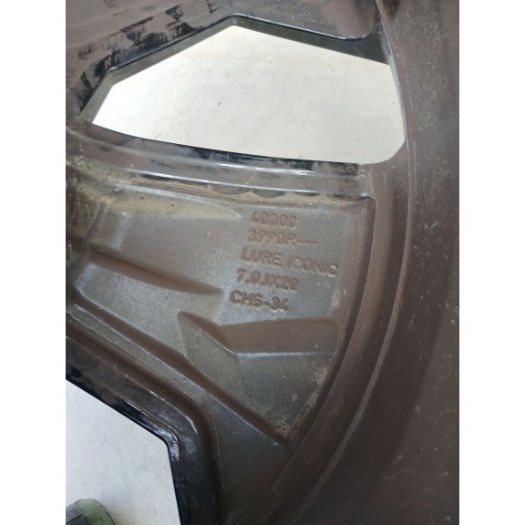 Recambio de llanta para renault megane e-tech suv ev40 referencia OEM IAM 7JX20CH5ET34 X1 20