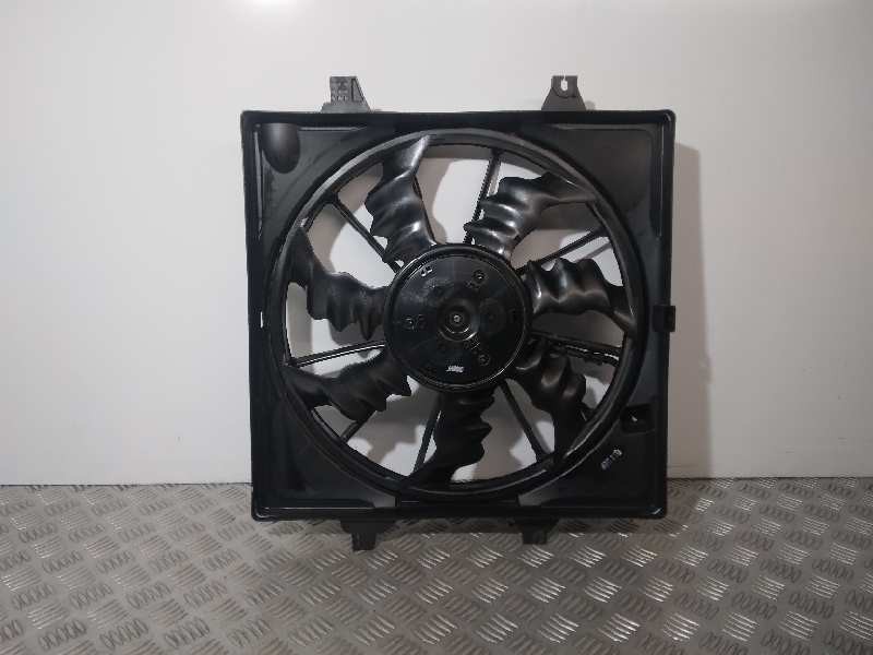 Recambio de electroventilador para hyundai tucson 1.6 hybrid 4x4 referencia OEM IAM 25304CZ201  