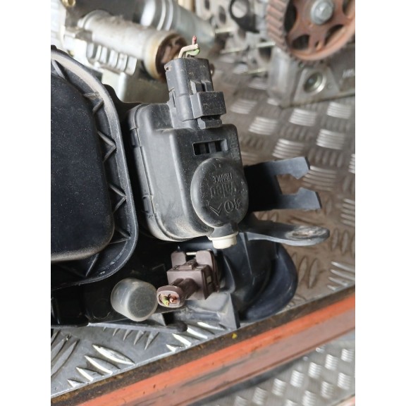 Recambio de faro izquierdo para peugeot 206 berlina x-line refri referencia OEM IAM 5501121L SEGUNDA SERIE 