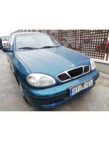 daewoo lanos del año 1999