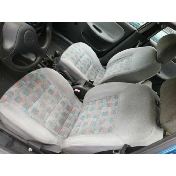 daewoo lanos del año 1999