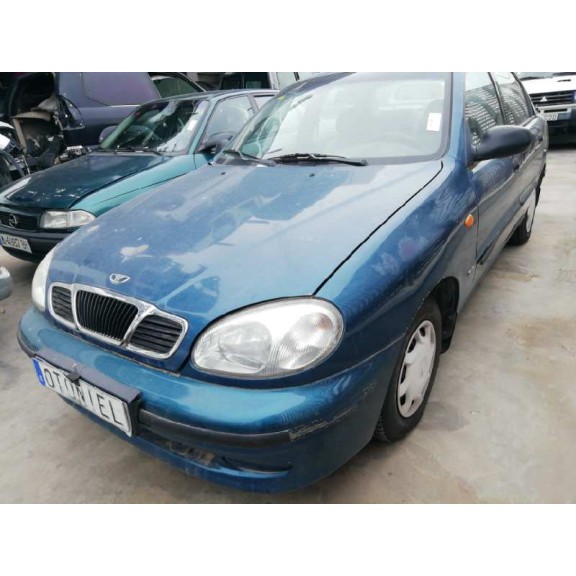 daewoo lanos del año 1999