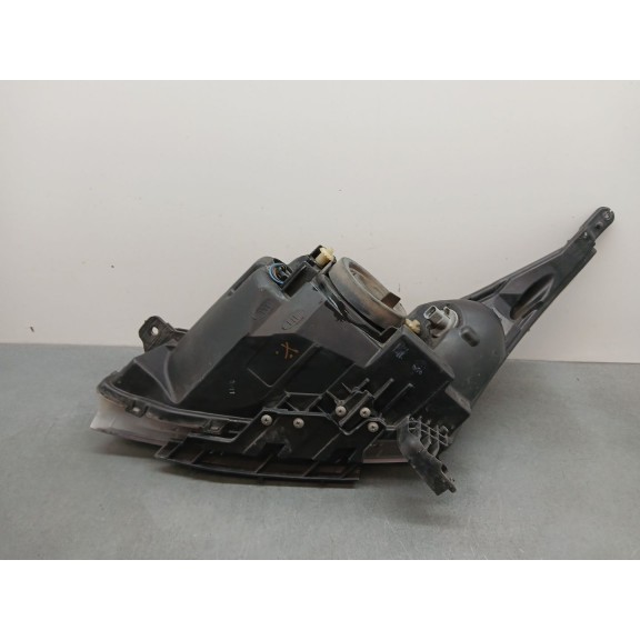 Recambio de faro derecho para chevrolet cruze (j300) 2.0 cdi referencia OEM IAM rhd12413  