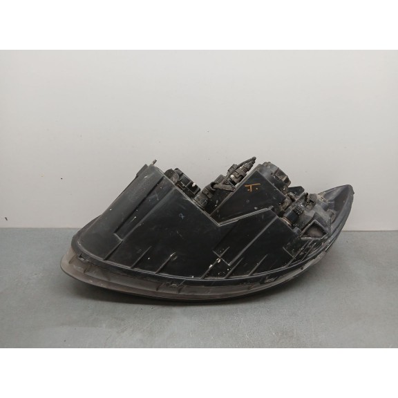 Recambio de faro derecho para hyundai santa fé ii (cm) 2.2 crdi referencia OEM IAM 921022bxxx  