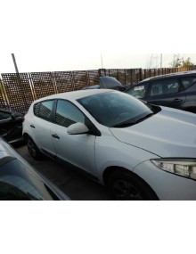 renault megane iii berlina 5 p del año 2010 2