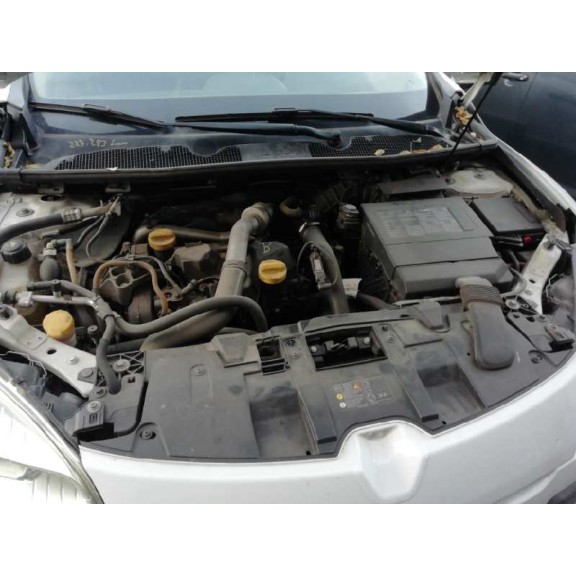 renault megane iii berlina 5 p del año 2010