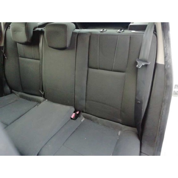 renault megane iii berlina 5 p del año 2010