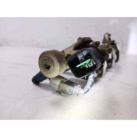 Recambio de rampa inyectora para kia picanto 1.1 cat referencia OEM IAM 3531002900  inyector azul