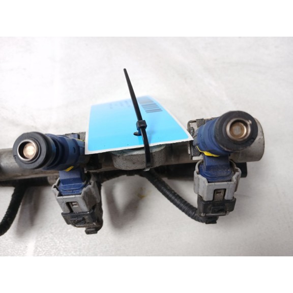 Recambio de rampa inyectora para kia picanto 1.1 cat referencia OEM IAM 3531002900  inyector azul