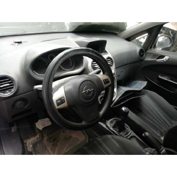 opel corsa d del año 2008