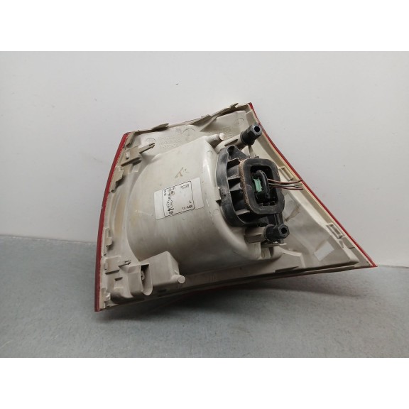 Recambio de piloto trasero izquierdo para volkswagen golf v berlina (1k1) highline referencia OEM IAM 11a400b tyc 