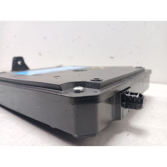 Recambio de caja reles / fusibles para renault megane iii berlina 5 p expression referencia OEM IAM   