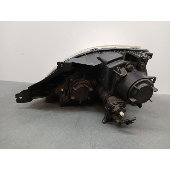 Recambio de faro derecho para hyundai terracan (hp) 2.9 crdi 4wd referencia OEM IAM 92102h1xxx  